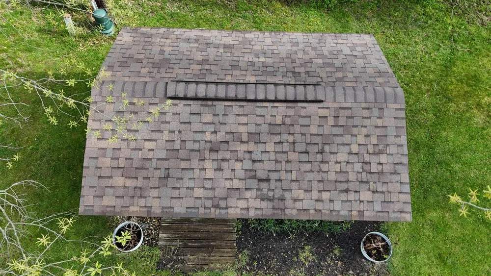 Slide of R&M Roofing & Siding