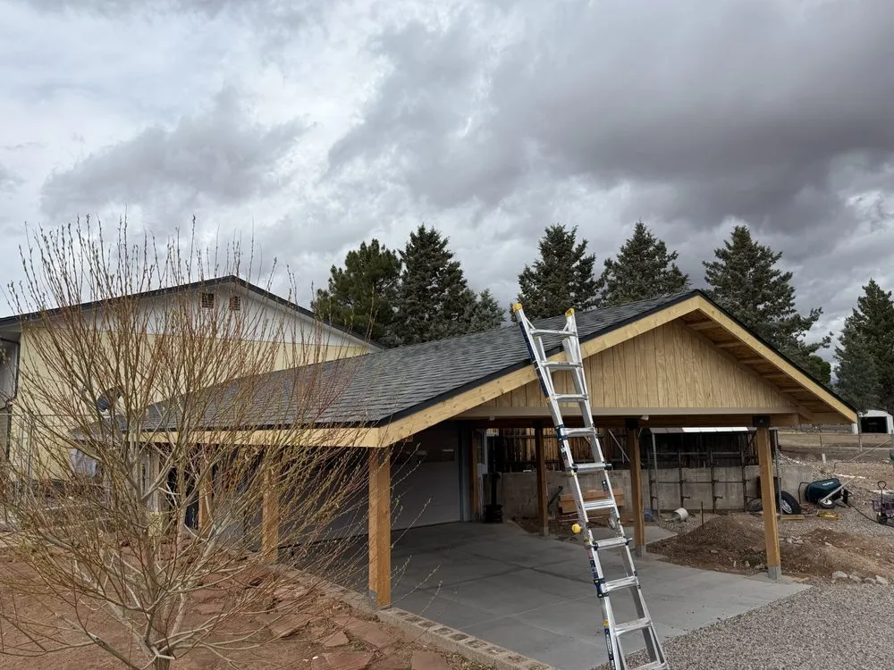 Slide of R&M Roofing and Construction