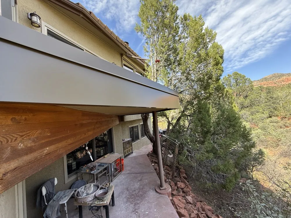 Slide of R&M Roofing and Construction