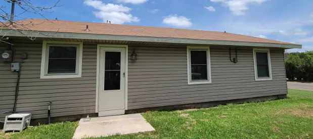 Professional flat roof repair experts serving Mcgegor, TX - RM Roofing