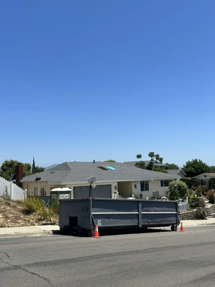 Slide of R&M Roofing