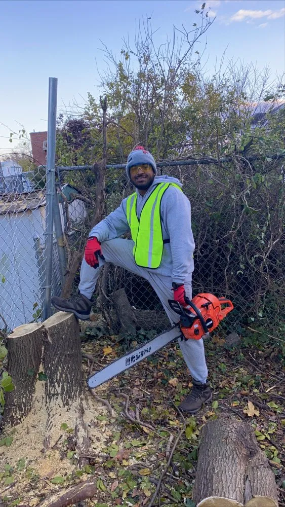 Slide of RMH Contracting & Services