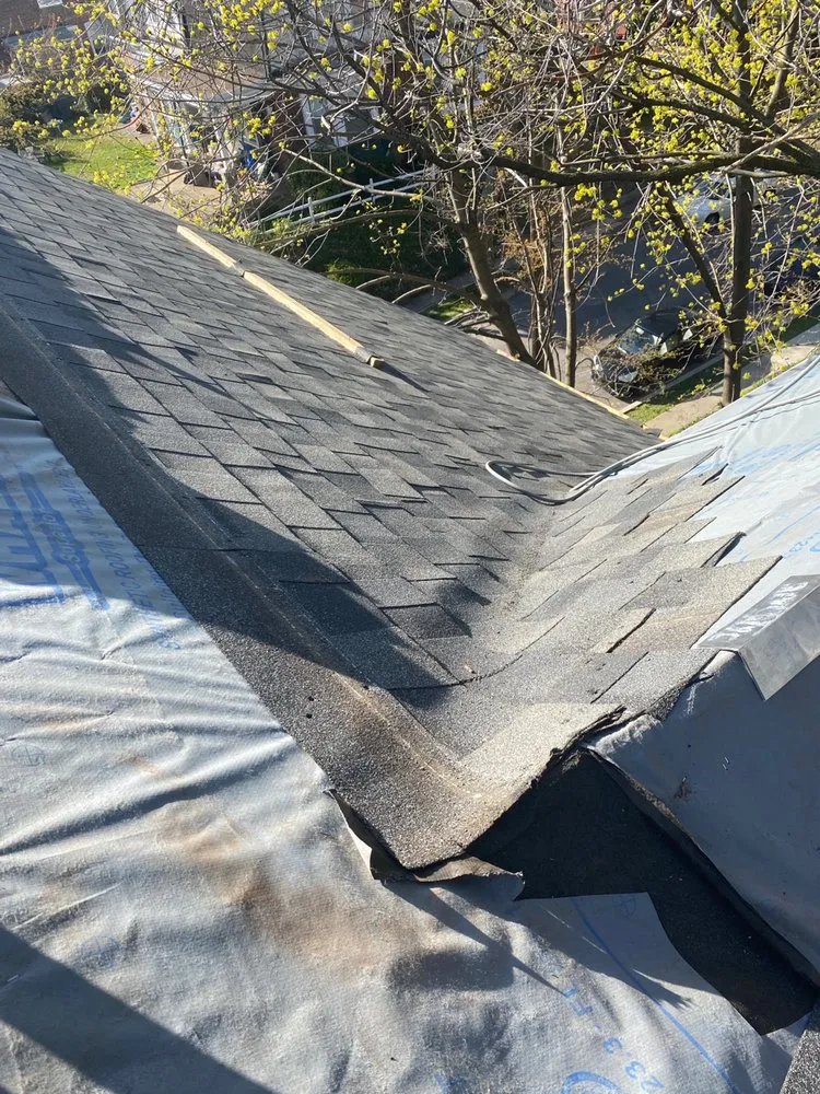 Slide of RMH Contracting & Services