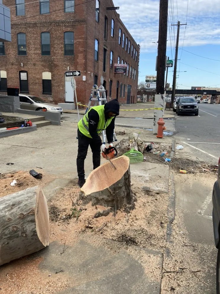 Slide of RMH Contracting & Services