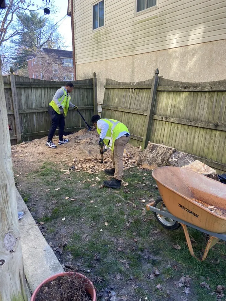 Slide of RMH Contracting & Services