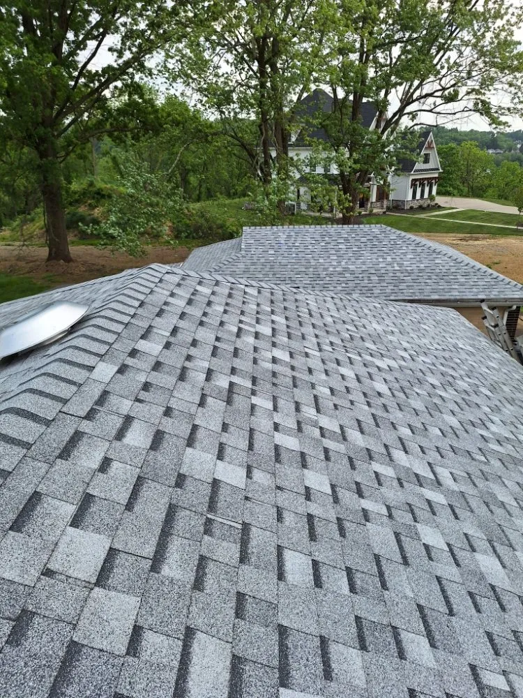 Slide of RMR Roofing & Contracting