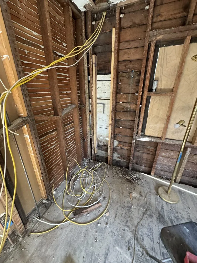 Slide of RMZ Contractor