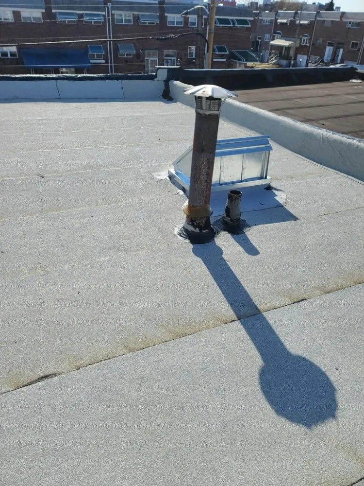 Slide of R&N Roofing and Construction