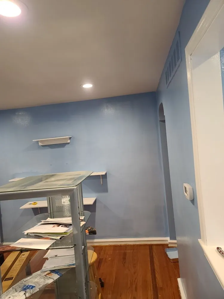 Slide of R&N Roofing and Construction