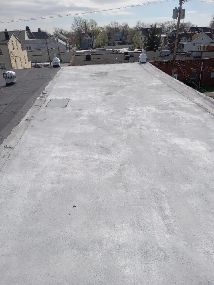 Slide of R&N Roofing and Construction