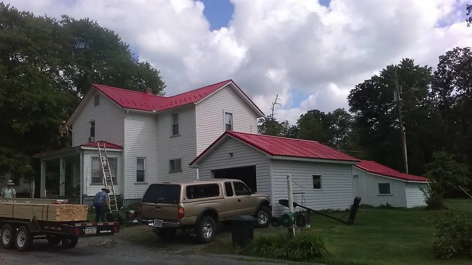 Slide of R&N Roofing