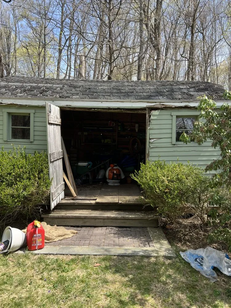 Expert roof leak repair in North White Plains, NY - RNhandyman