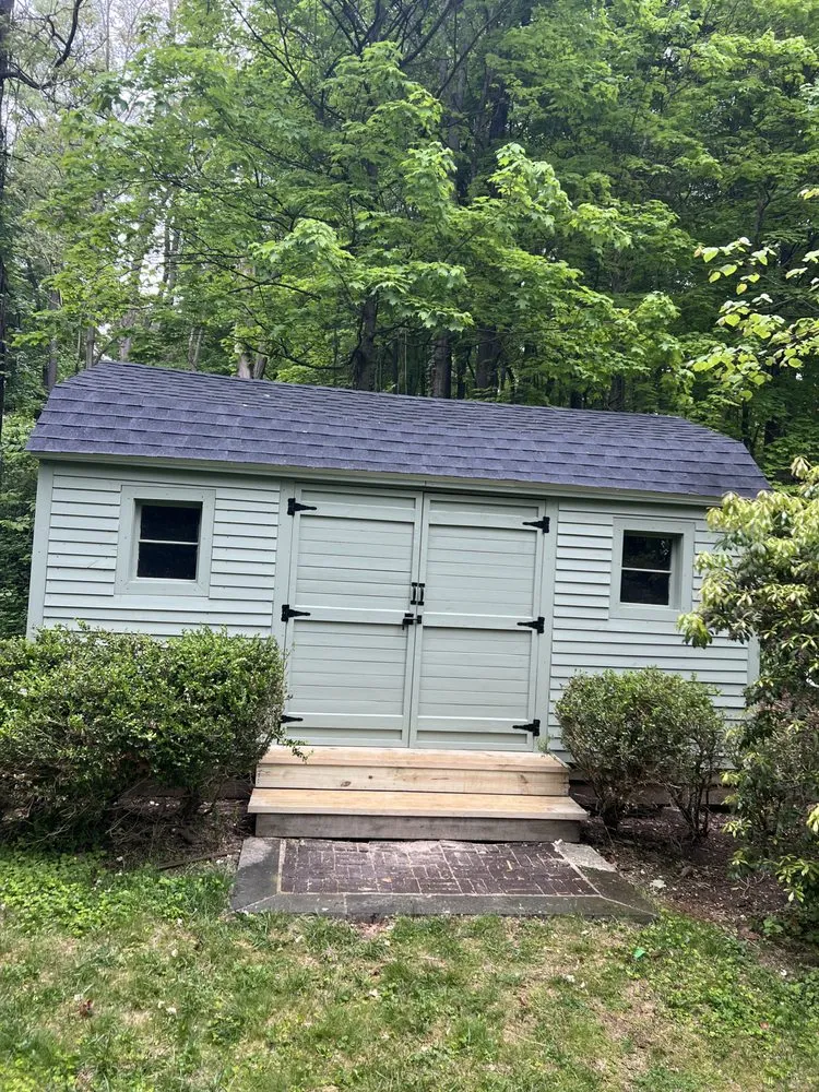 Professional residential roofing service in North White Plains, NY by RNhandyman