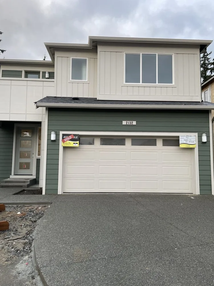 Slide of RNR Windows