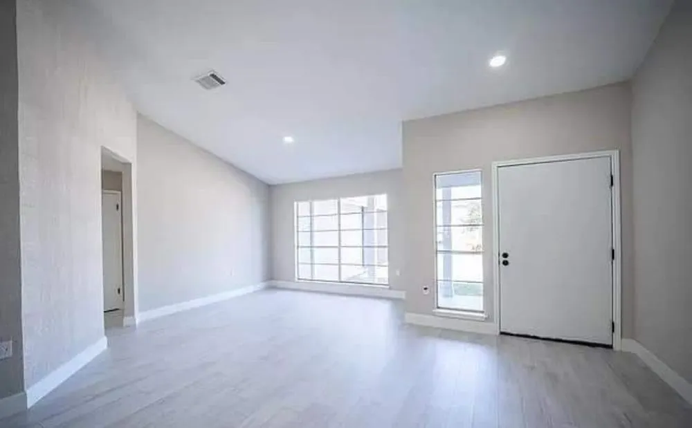 Slide of ROA Roofing & Services