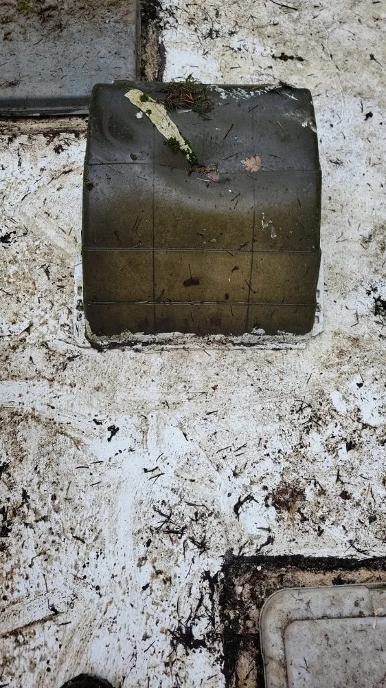 Slide of Road Runner Roofing