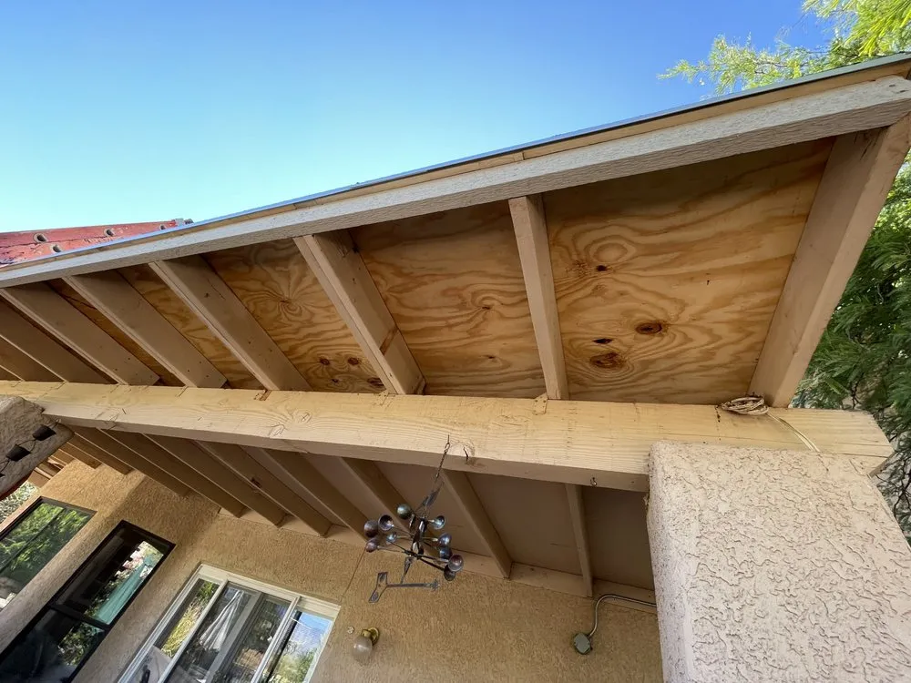 Slide of Roadrunner Roofing