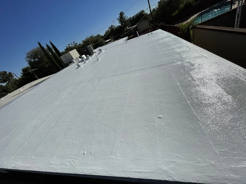 Slide of Roadrunner Roofing