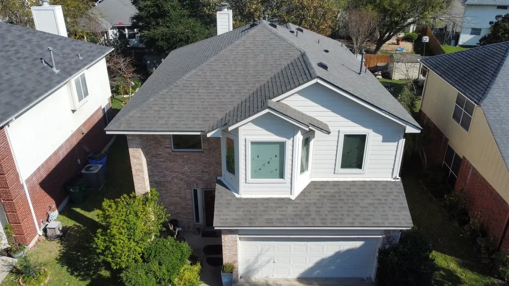 Slide of ROAM Roof & Solar