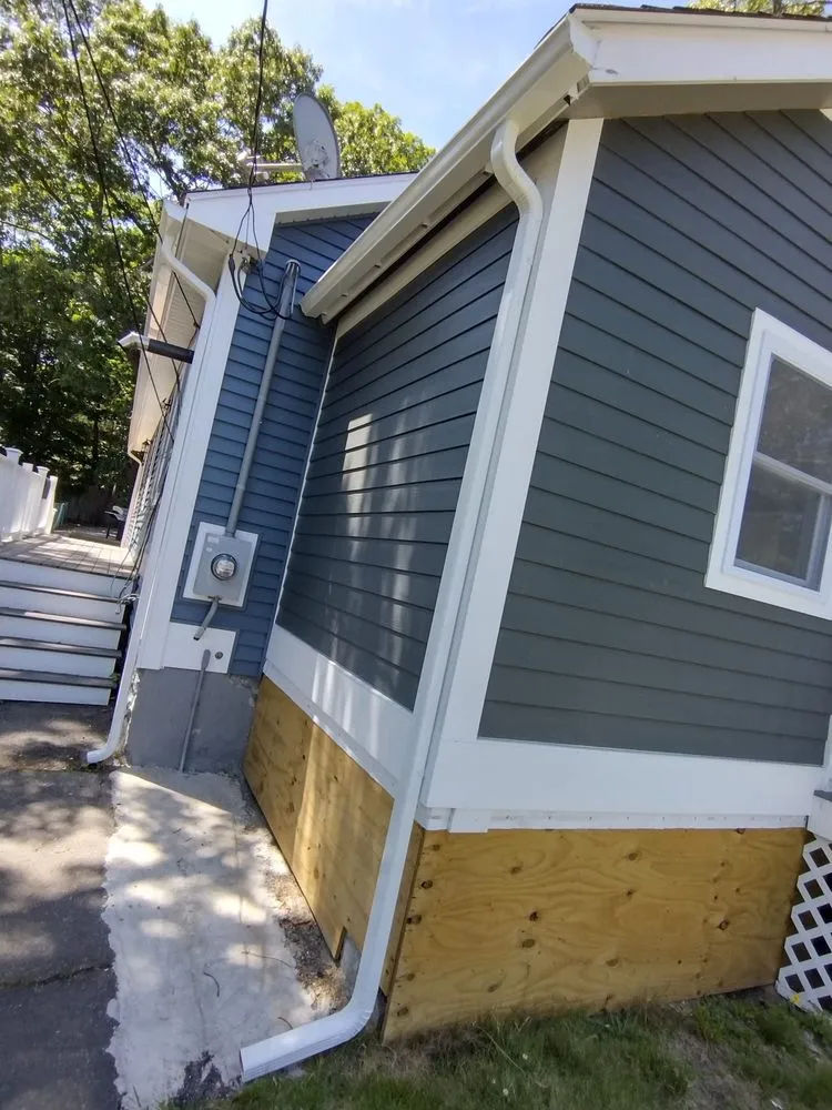 Slide of Rob Gutters Construction