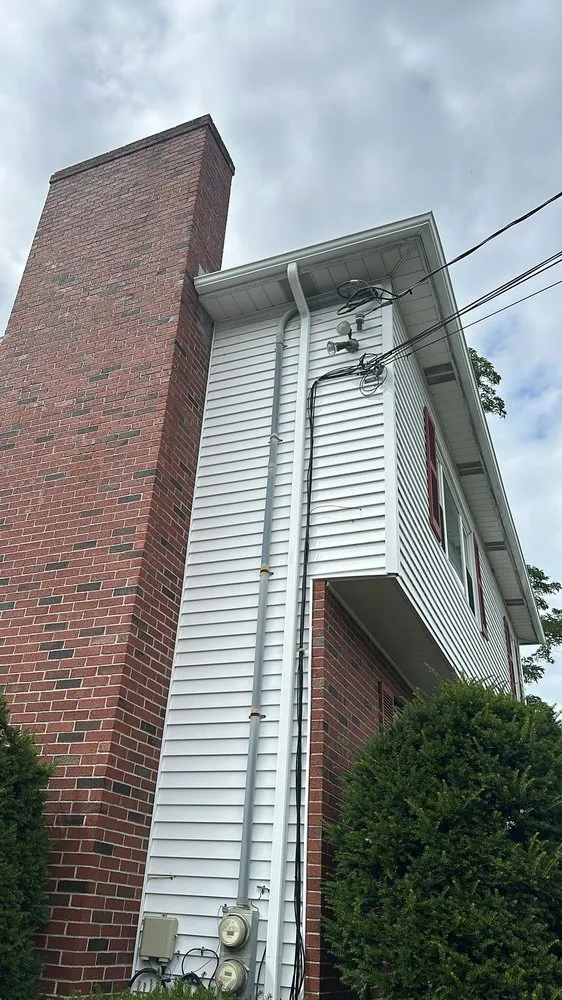 Slide of Rob Gutters Construction