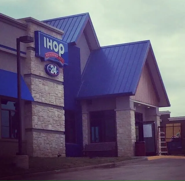 Slide of Robbins Roofing