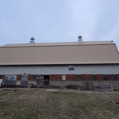 Slide of Robert Castro Construction