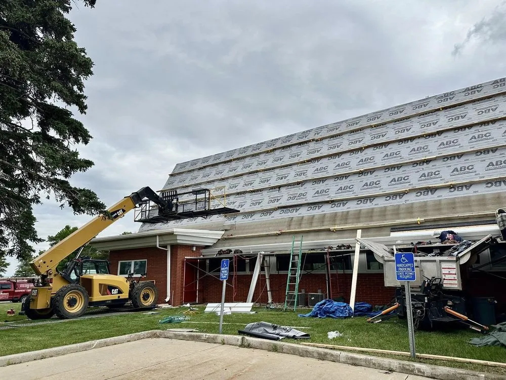 Slide of Robert Castro Construction