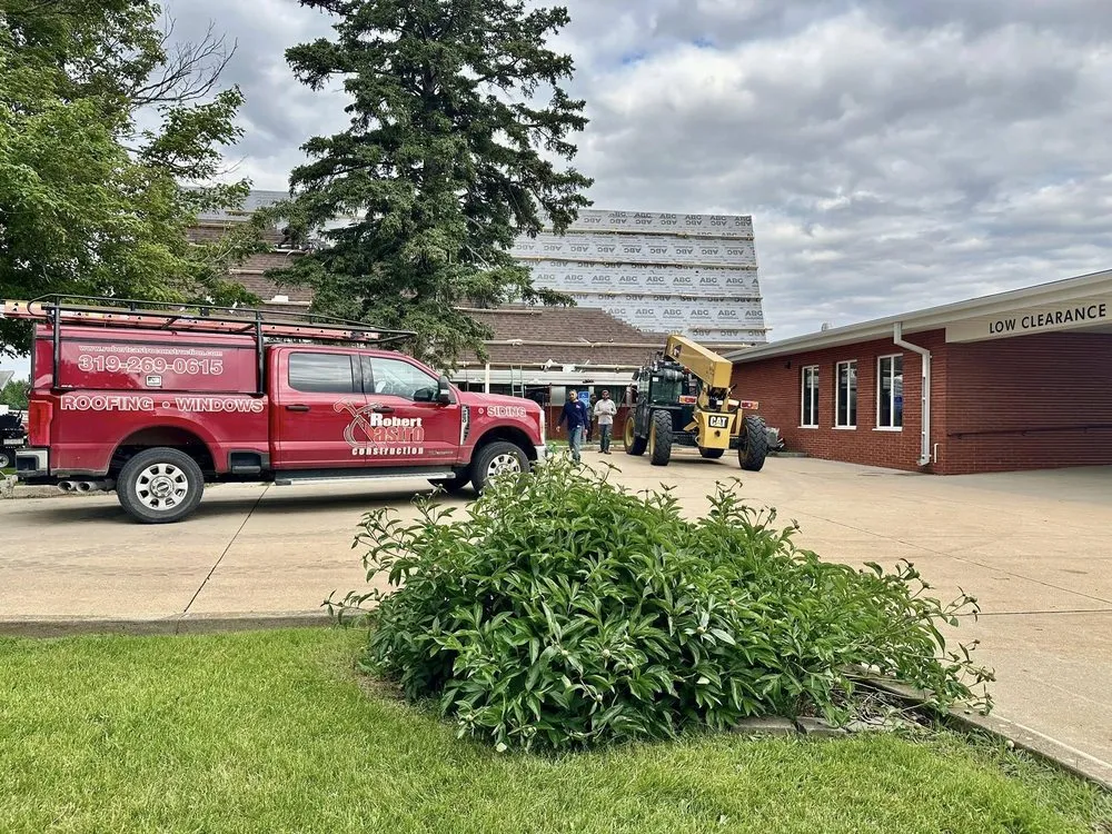 Slide of Robert Castro Construction