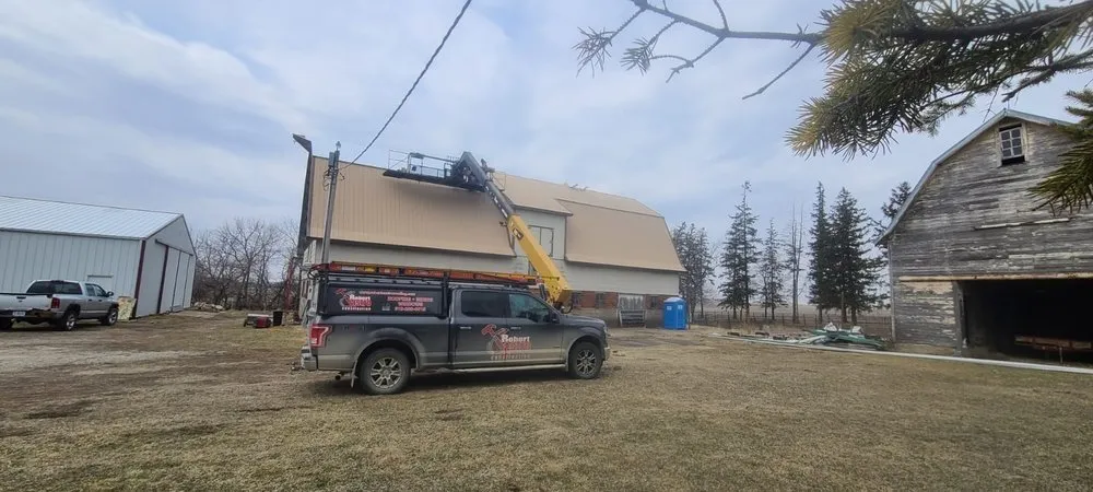 Slide of Robert Castro Construction