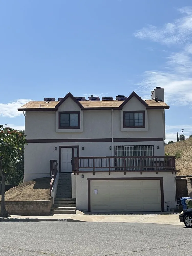 Slide of Robert Clark Painting & Roofing