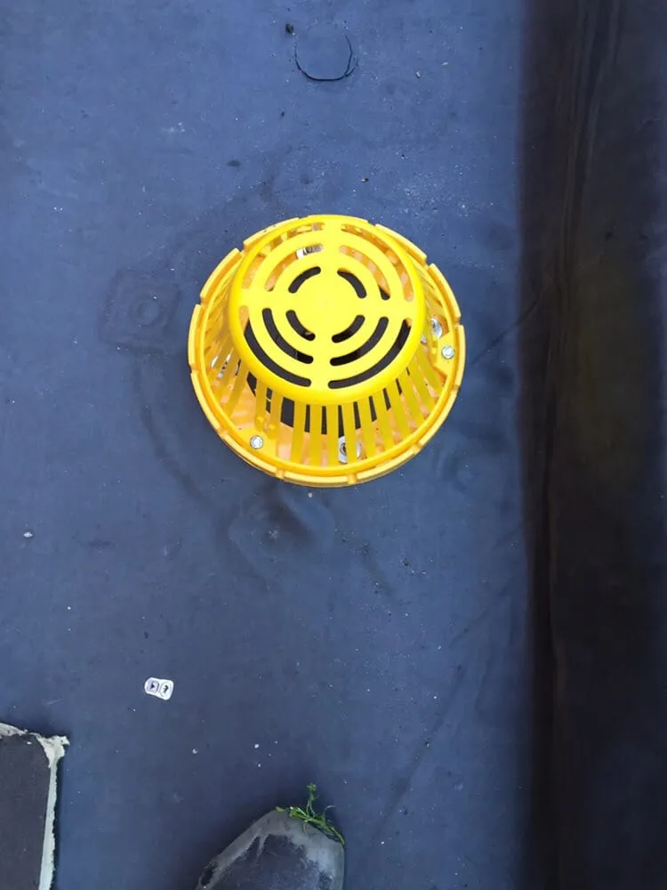 Slide of Robert Roofing and Gutters