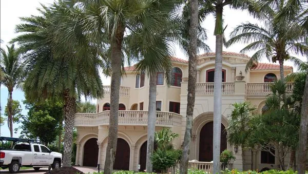 Robert W Kettelle Roofing Contractors