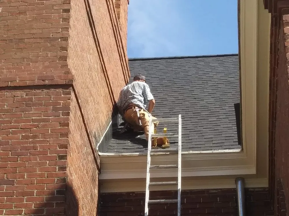 Top-rated roof installation in Summerton, SC by Robert W Nunnery Roofing