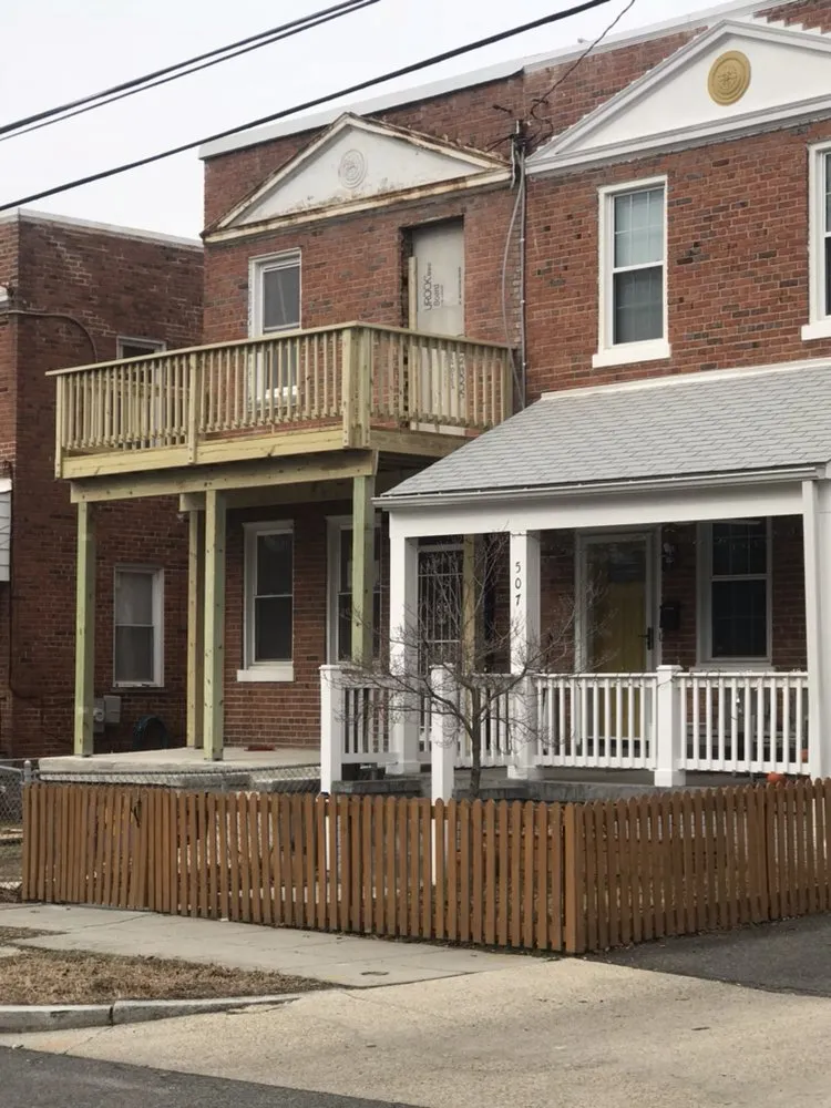 Slide of Roberts Expert Roofing & Gutters