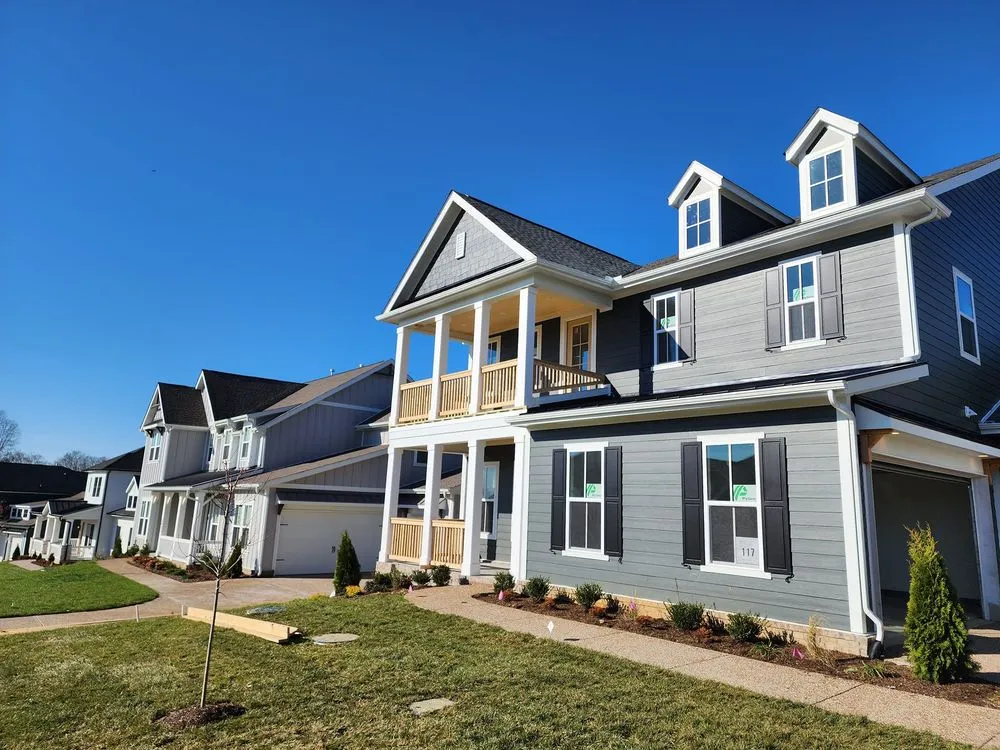 Expert roof replacement in Castalian Springs, TN by Roberts Roof Repairs