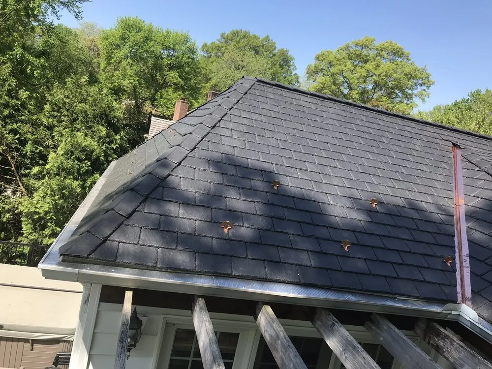 Slide of Roberts Roofing & Contracting