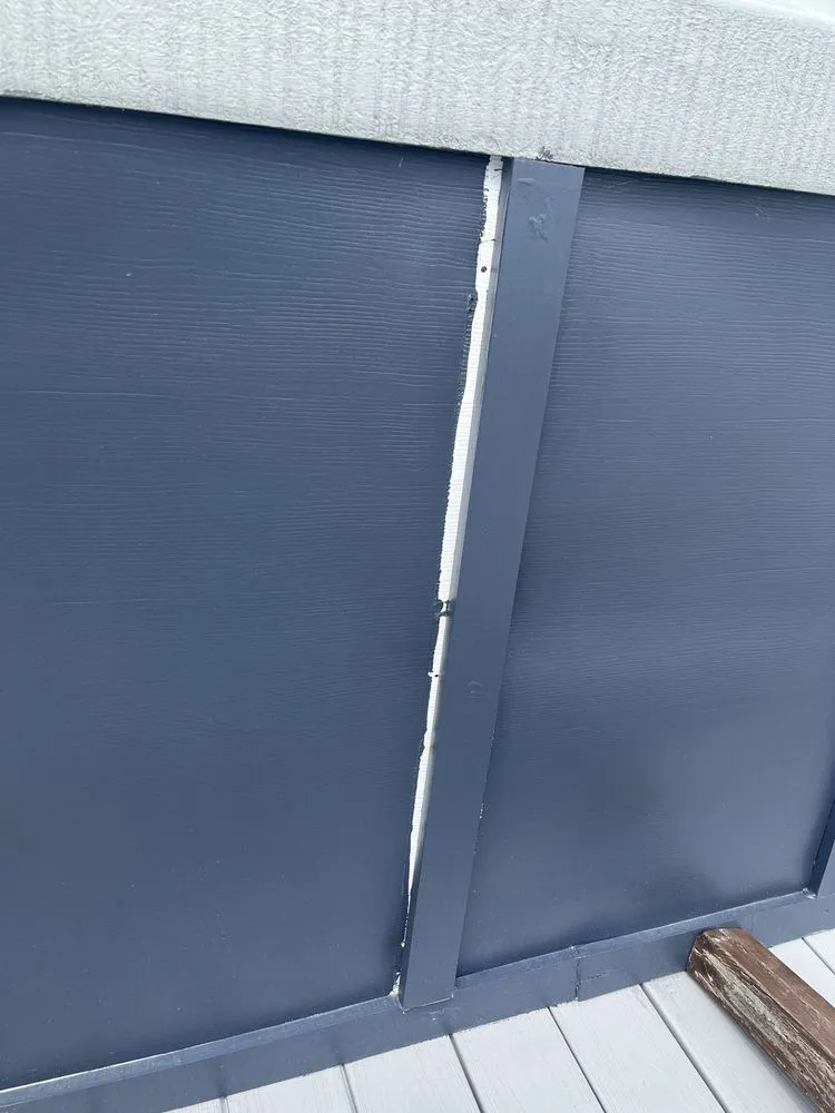 Slide of Roberts Roofing & Contracting