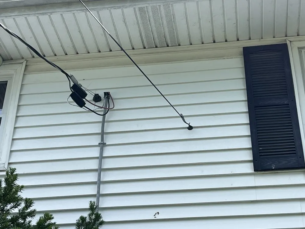 Slide of Roberts Roofing & Siding