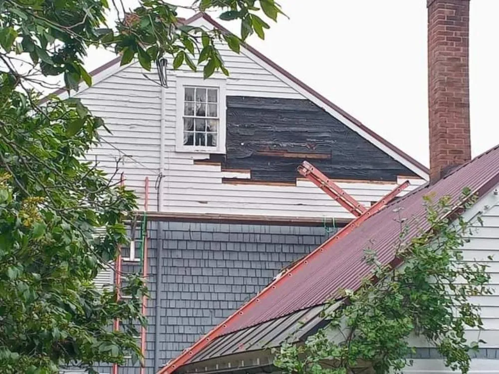 Slide of ROBERTS ROOFING AND CONSTRUCTION