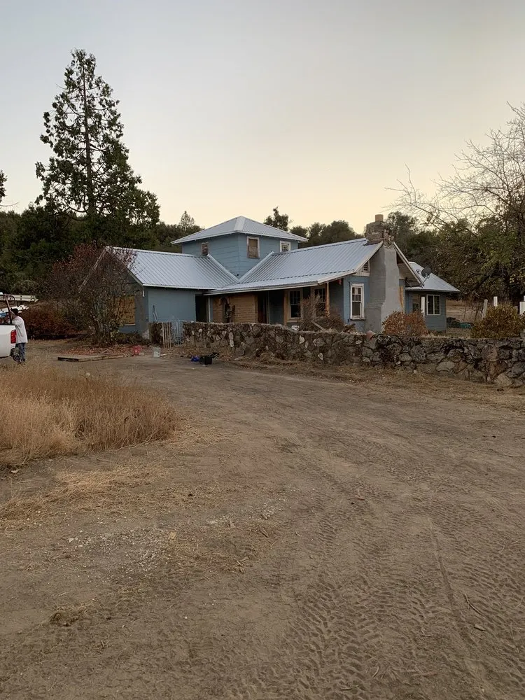 Slide of Roberts Roofing
