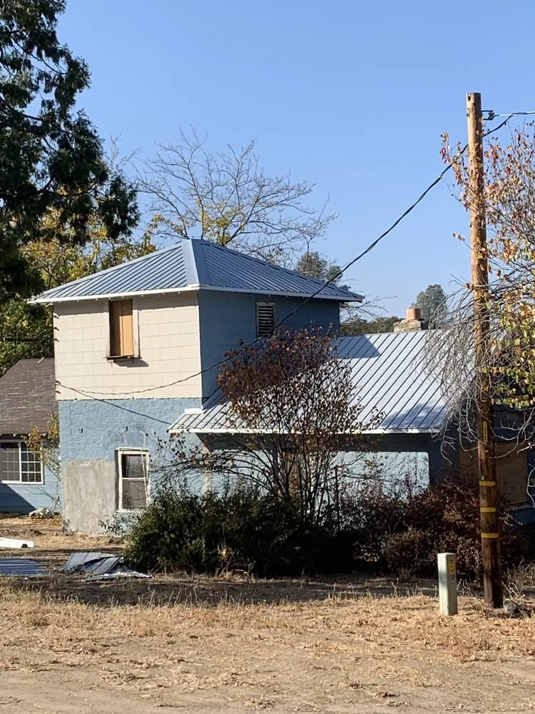 Slide of Roberts Roofing