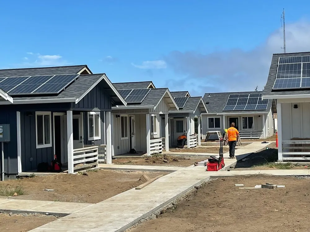 Slide of Roberts Roofing