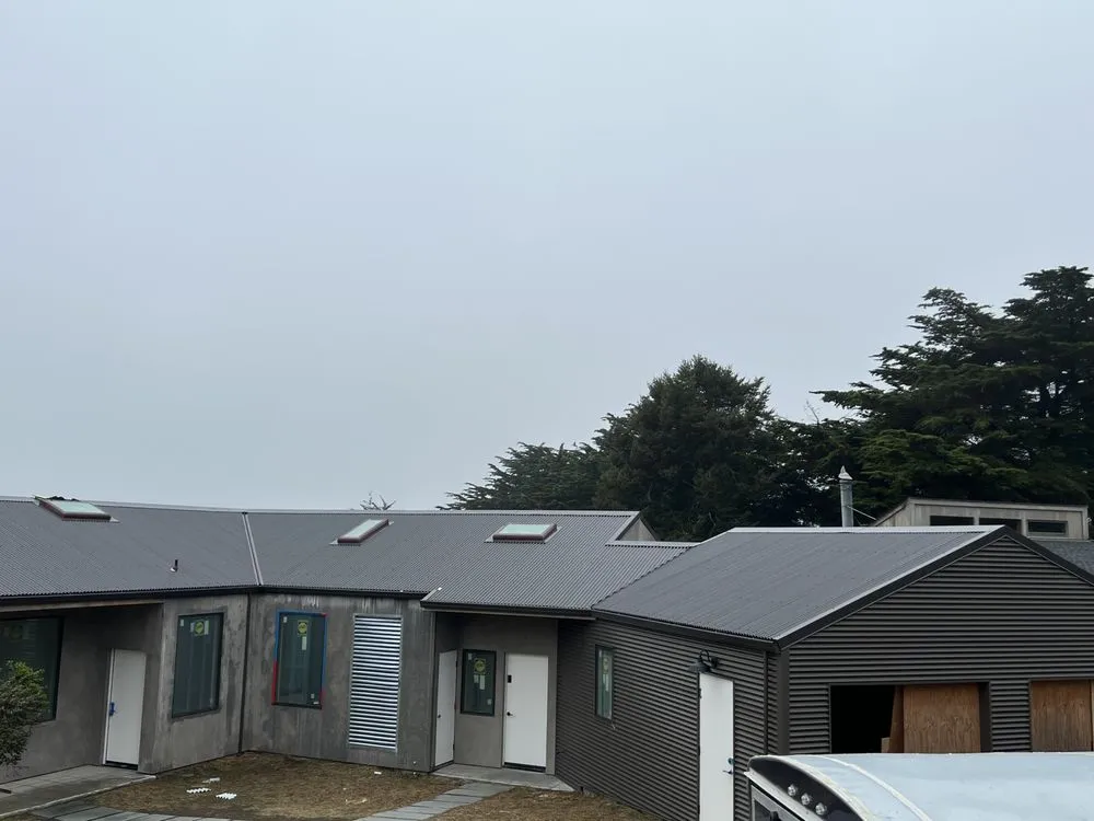 Slide of Roberts Roofing