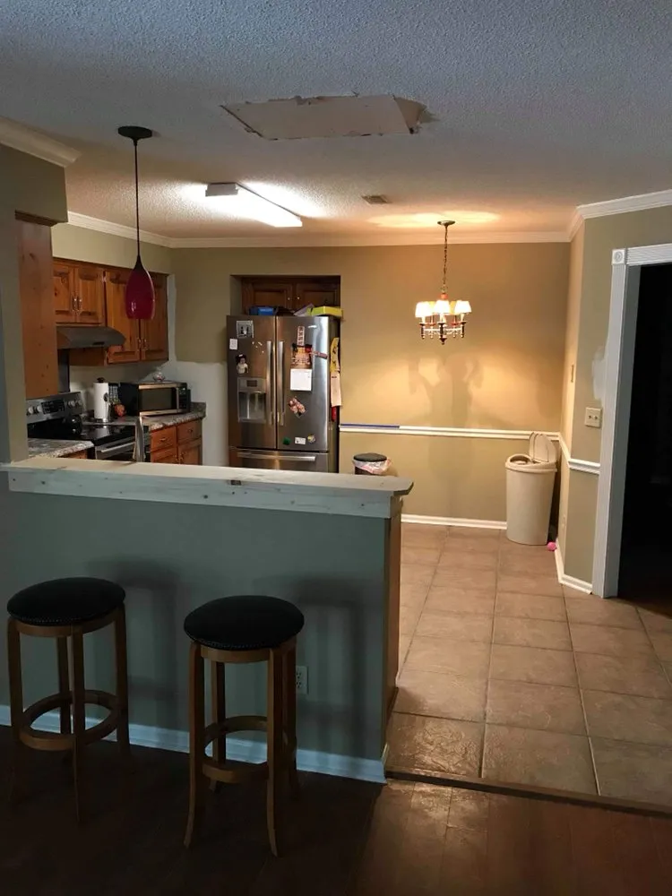 Slide of Roberts Tree Service and Home Repair