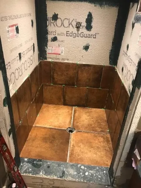 Slide of Roberts Tree Service and Home Repair