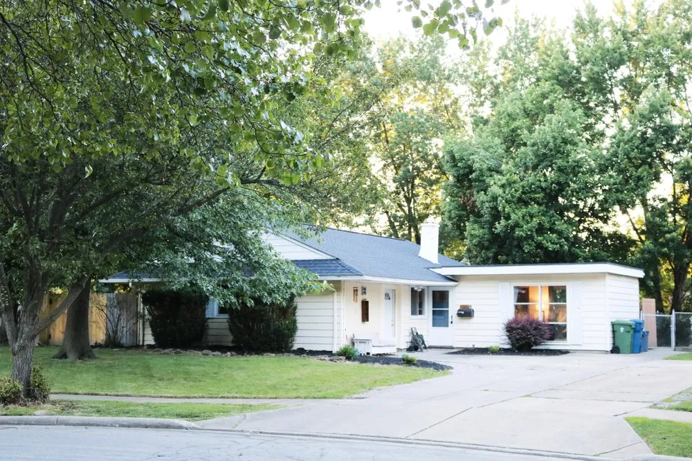 Slide of Robinhood Roofing and Restoration