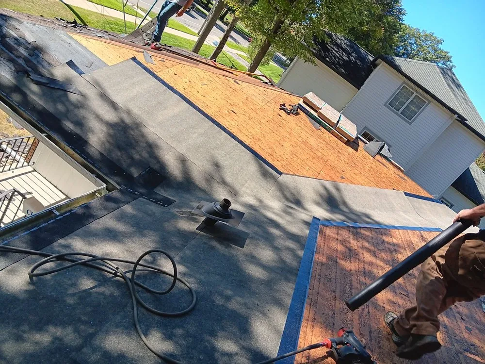 Slide of Robinson & Sons Construction