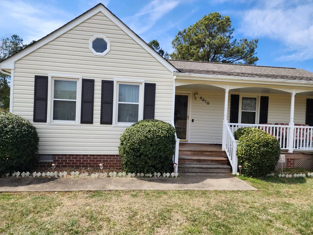 Local roof leak repair in Chesterfield, VA - Robinson Builders