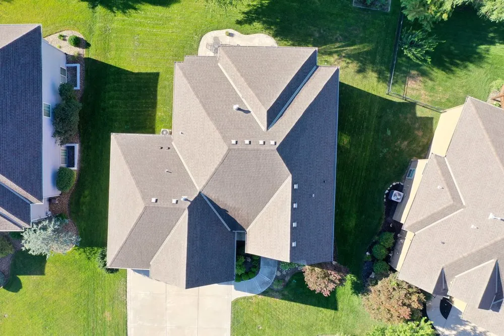 Slide of Robinson Roofing Kc